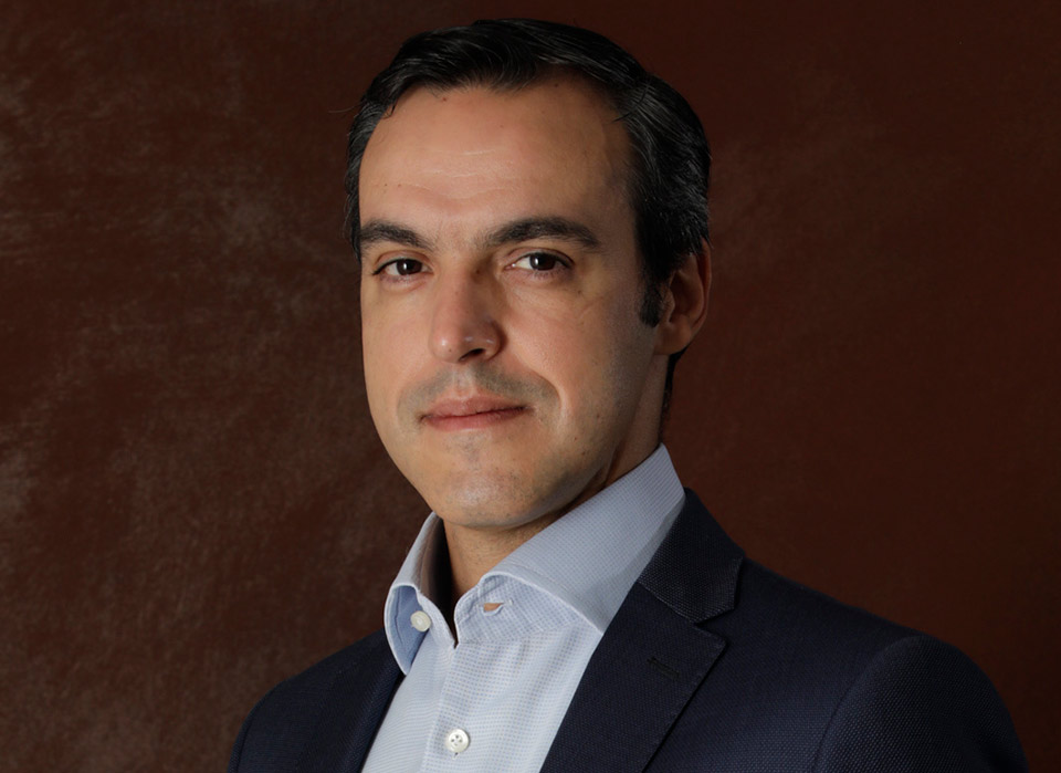 SylvioCastro-JuliusBaer-960.jpg