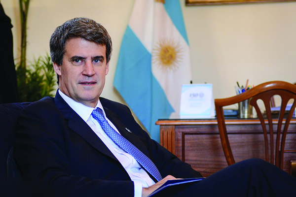 Alfonso Prat-Gay sitting-600